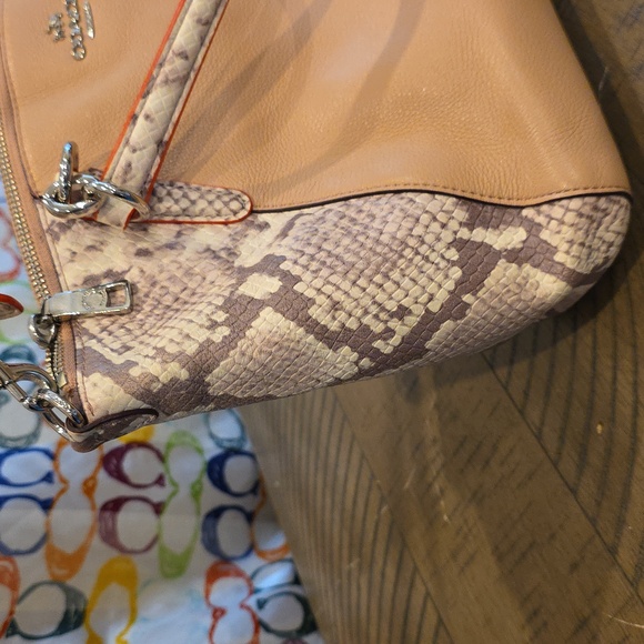 Coach Kelsey 13692 Snake Embossed - Picture 2 of 11